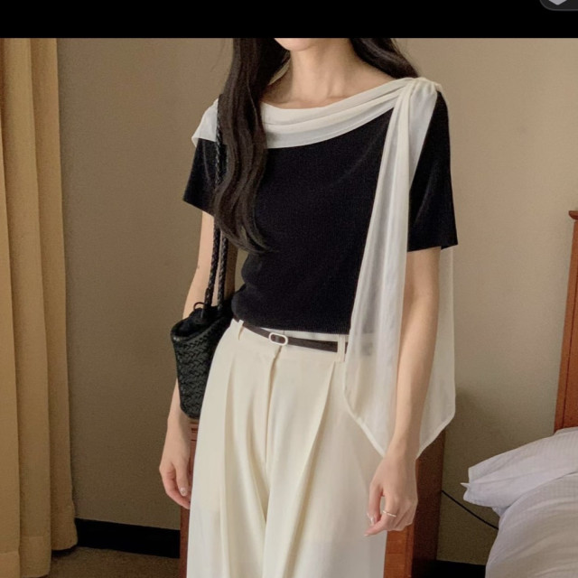 韓國東大門正品 氣質女神 絲帶 斜肩 露肩 蝴蝶結 撞色 顯瘦綁帶 上衣 T恤