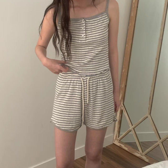 韓國東大門正品 休閒度假 純棉舒適 條紋背心小可愛+條紋抽繩短褲 兩件套